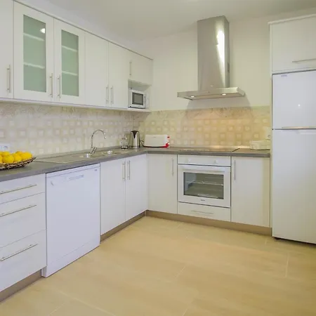 Fuer 4 Personen Ca 100 Qm In Portocolom, Mallorca Suedostkueste Von Mallorca *